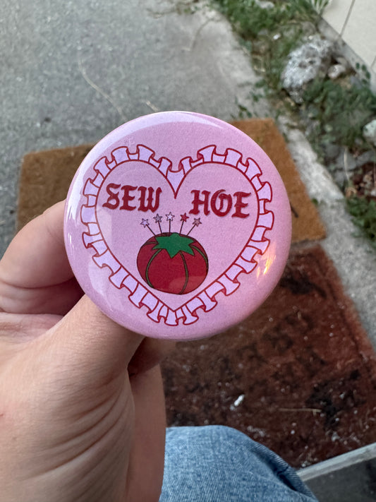 Sew Hoe round 2.25 inch button