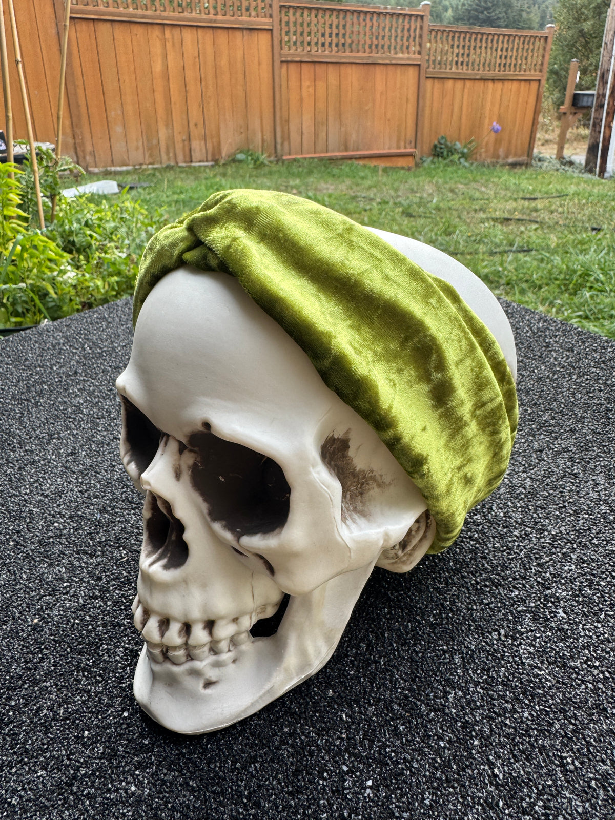 Green velvet stretch headband