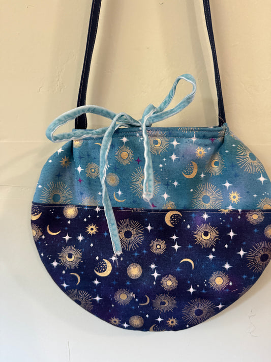 Celestial round purse