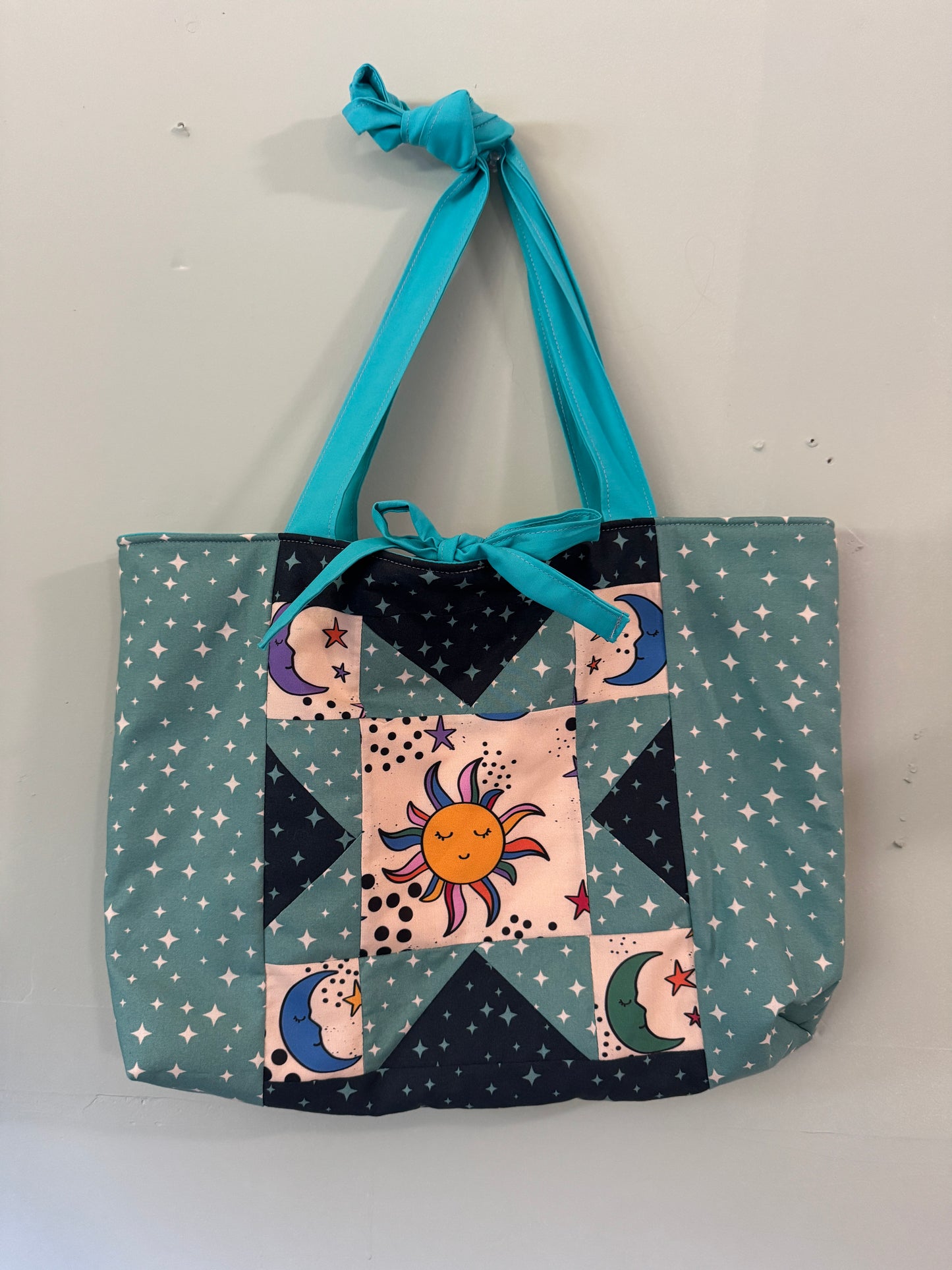 Sunny day tote bag