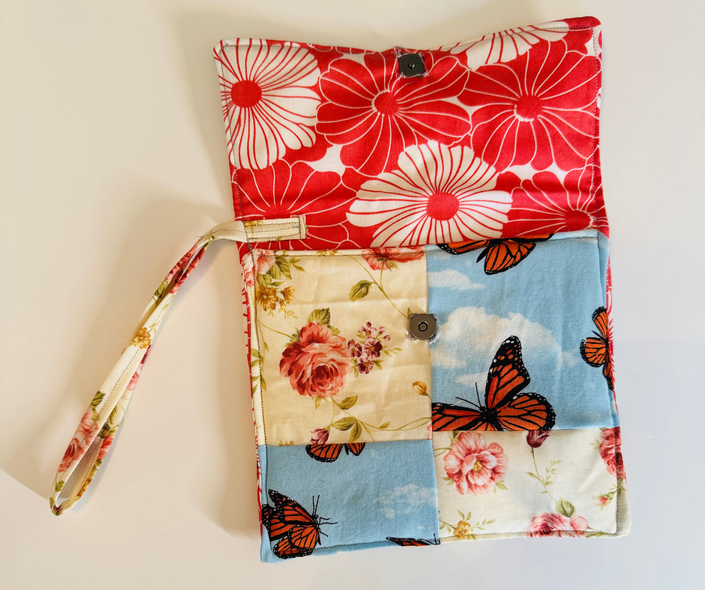 butterfly puff pouch